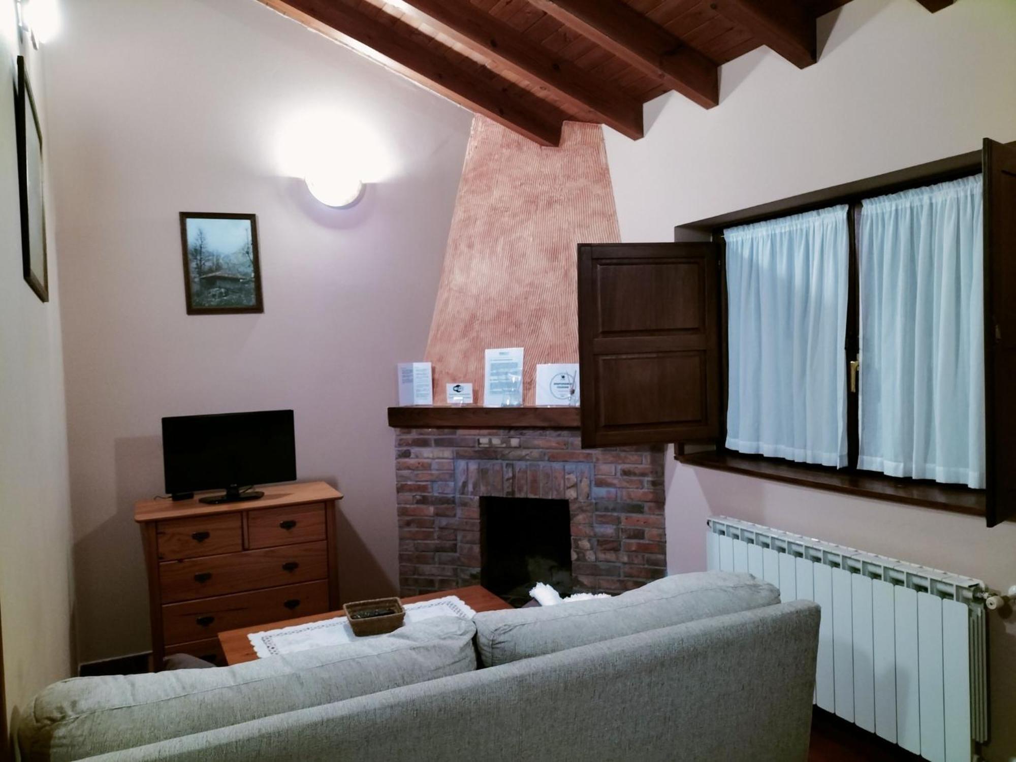 Apartamentos Rio Tabardin Llano-Con Luaran gambar