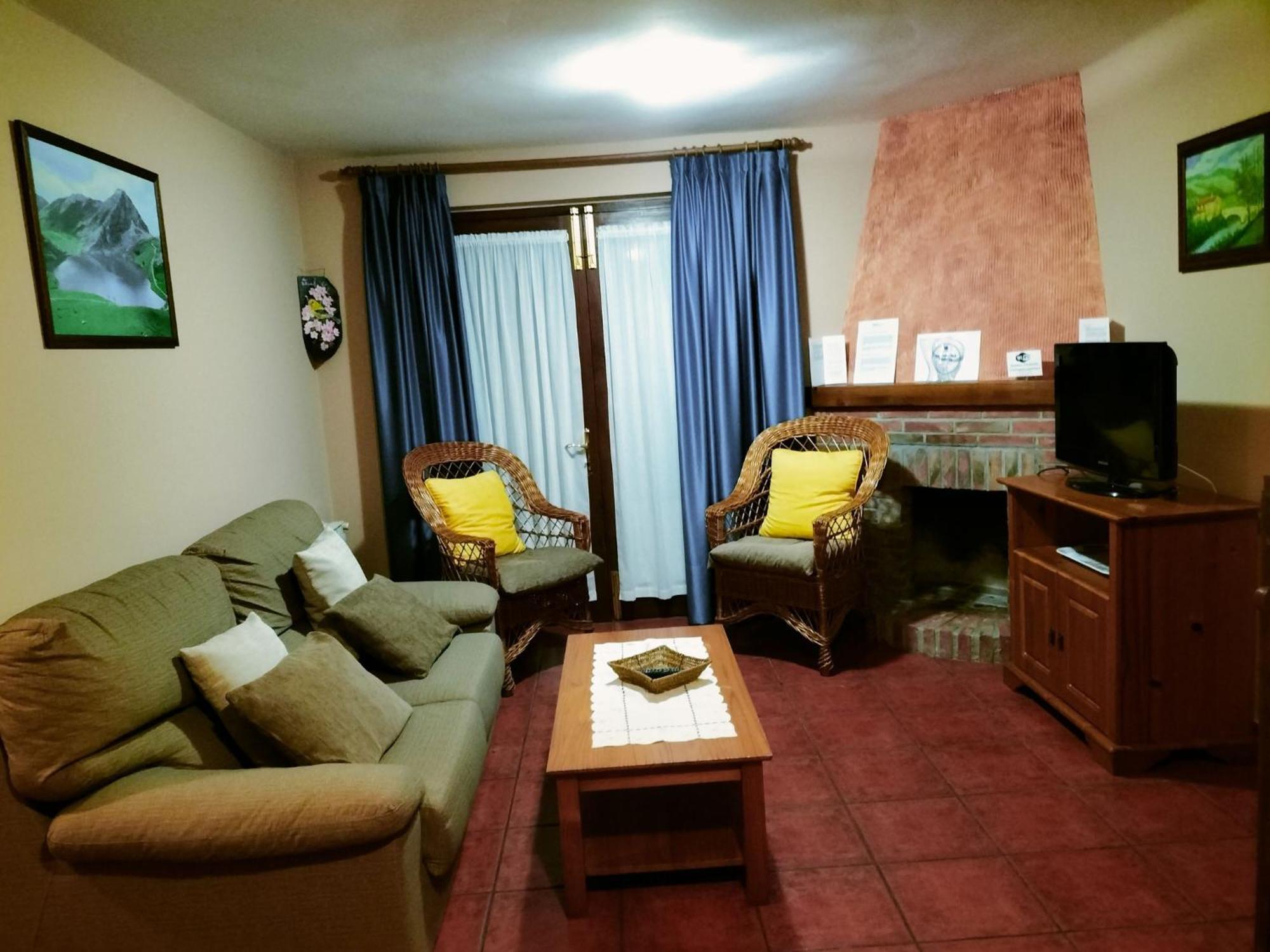 Apartamentos Rio Tabardin Llano-Con Luaran gambar