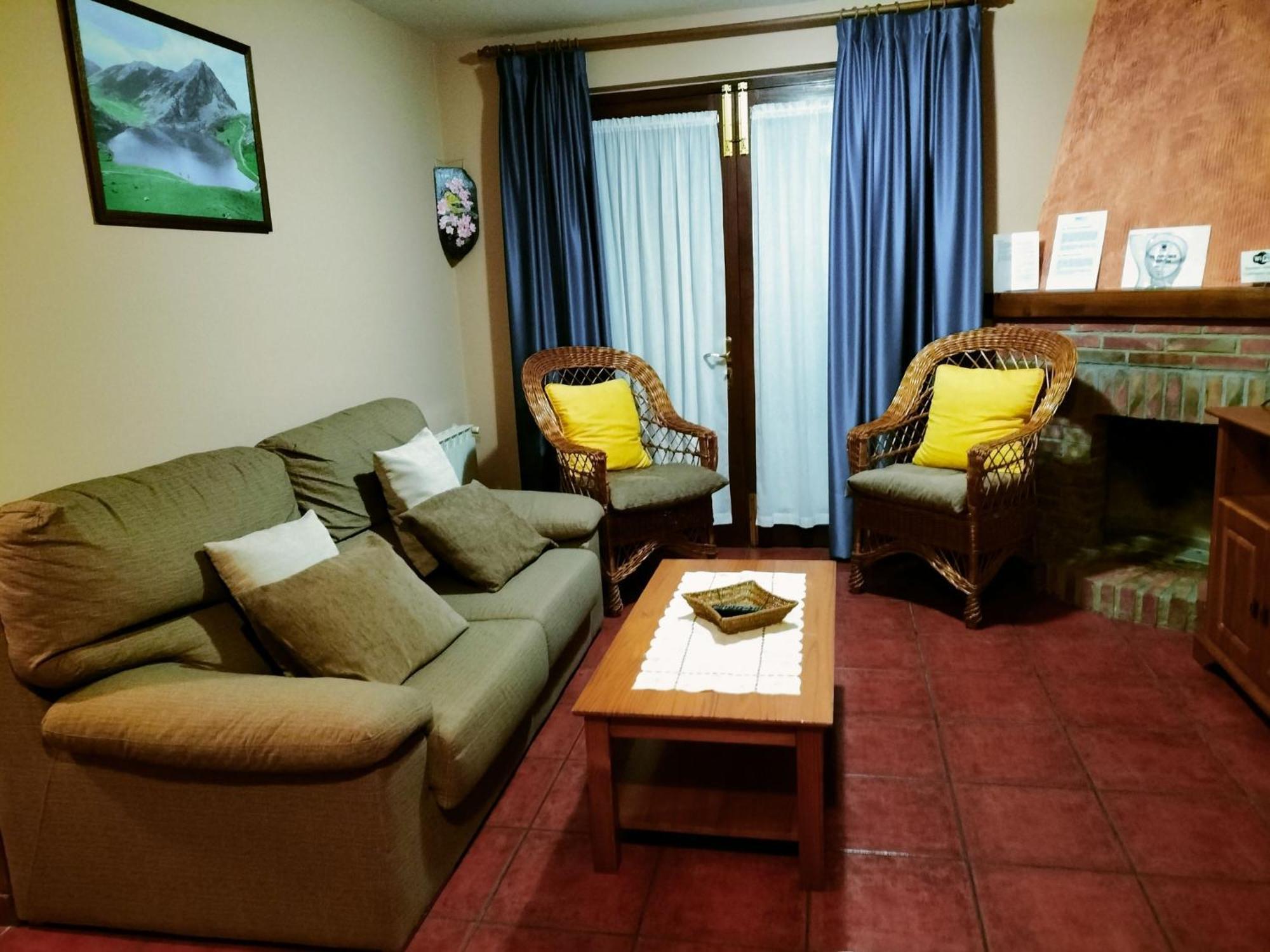 Apartamentos Rio Tabardin Llano-Con Luaran gambar