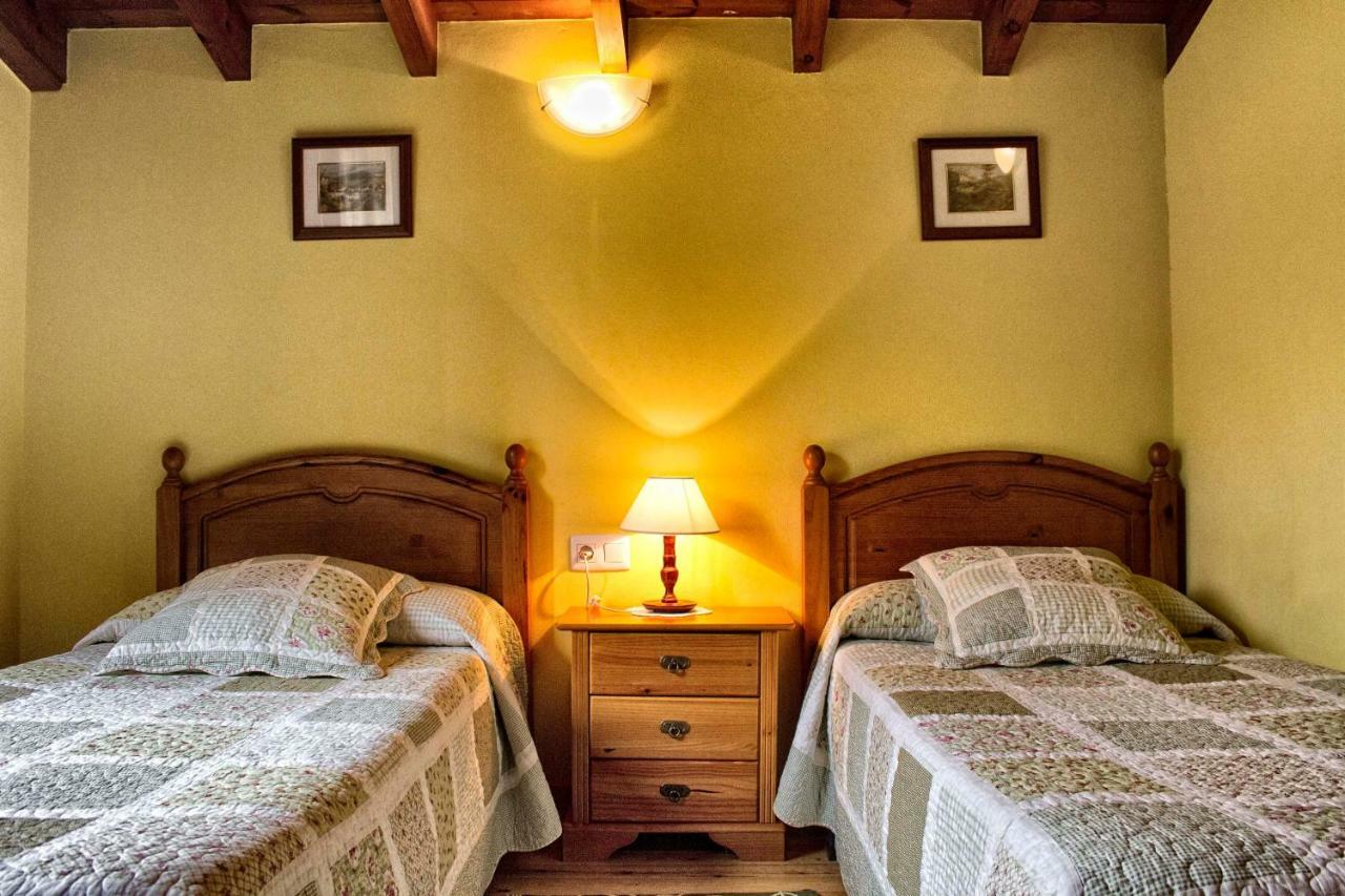 Apartamentos Rio Tabardin Llano-Con Luaran gambar